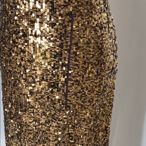 Brown/gold sequin gown - Picture 3 of 8